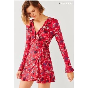 NWT Ruffle Long Sleeve Wrap Dress